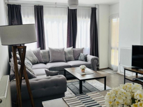 East Central London -Studio